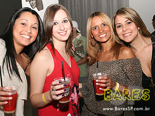 Low bpm Party agita Espaço Nações Unidas Low bpm Party agita Espaço Nações Unidas