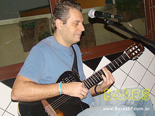 Banda Pop Soul Trio no Bar Martins Banda Pop Soul Trio no Bar Martins