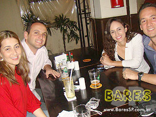 Banda Pop Soul Trio no Bar Martins Banda Pop Soul Trio no Bar Martins