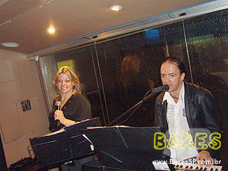 Difference Bar tem noite agitada Difference Bar tem noite agitada