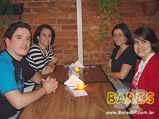 Difference Bar tem noite agitada Difference Bar tem noite agitada