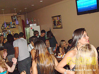 Difference Bar tem noite agitada Difference Bar tem noite agitada