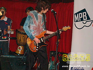 Kiko Zambianchi toca no bar Brahma Aeroclube Kiko Zambianchi toca no bar Brahma Aeroclube