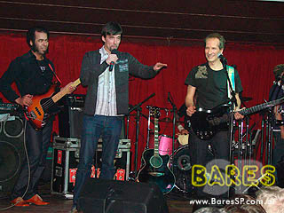 Kiko Zambianchi toca no bar Brahma Aeroclube Kiko Zambianchi toca no bar Brahma Aeroclube