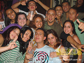 Sábado 'Happy Mix' com banda Liga Z na Happy News Sábado 'Happy Mix' com banda Liga Z na Happy News