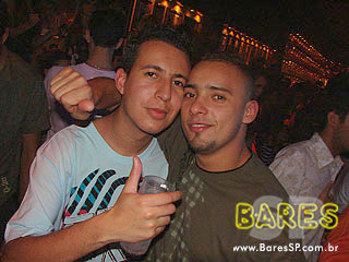 Sábado 'Happy Mix' com banda Liga Z na Happy News Sábado 'Happy Mix' com banda Liga Z na Happy News