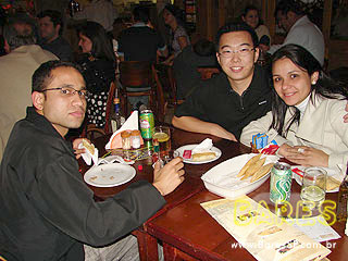 Noite agitada no Barthô - Ação Caipiry Noite agitada no Barthô - Ação Caipiry