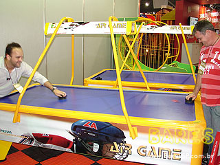 Nova Equipotel 2009 no Pavilhão de Exposições Anhembi Nova Equipotel 2009 no Pavilhão de Exposições Anhembi