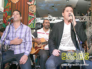 João Paulo & Eduardo lançam DVD no Bar Santo Antônio João Paulo & Eduardo lançam DVD no Bar Santo Antônio