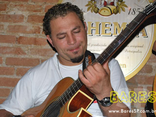 Nadhya Farid no Farol Madalena Bar - Ação Caipiry Nadhya Farid no Farol Madalena Bar - Ação Caipiry