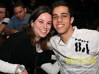 Banda Dose Tripla no Bar Martins Banda Dose Tripla no Bar Martins