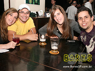 Banda Dose Tripla no Bar Martins Banda Dose Tripla no Bar Martins