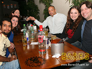 Banda Dose Tripla no Bar Martins Banda Dose Tripla no Bar Martins