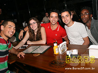 Banda Dose Tripla no Bar Martins Banda Dose Tripla no Bar Martins