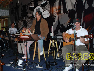 Música ao vivo no Don Quixote Pizza Bar - Ação Caipiry Música ao vivo no Don Quixote Pizza Bar - Ação Caipiry