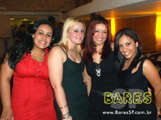 Pagode com Dodô e convidados na Fifty One Pagode com Dodô e convidados na Fifty One