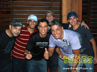 Pagode com Dodô e convidados na Fifty One Pagode com Dodô e convidados na Fifty One