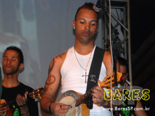 Pagode com Dodô e convidados na Fifty One Pagode com Dodô e convidados na Fifty One