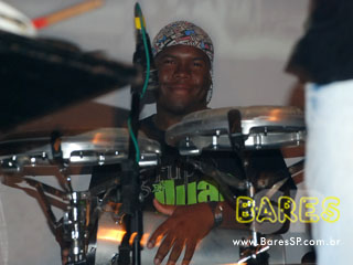 Pagode com Dodô e convidados na Fifty One Pagode com Dodô e convidados na Fifty One