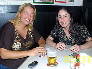 Degustação às cegas no Bar Genial Degustação às cegas no Bar Genial