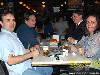 Degustação às cegas no Bar Genial Degustação às cegas no Bar Genial