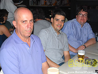 Degustação às cegas no Bar Genial Degustação às cegas no Bar Genial