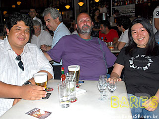 Degustação às cegas no Bar Genial Degustação às cegas no Bar Genial