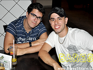 Banda Dose Tripla no Bar Martins Banda Dose Tripla no Bar Martins