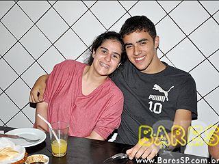 Banda Dose Tripla no Bar Martins Banda Dose Tripla no Bar Martins