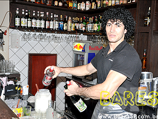 Banda Dose Tripla no Bar Martins Banda Dose Tripla no Bar Martins