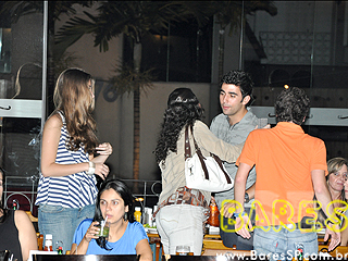 Banda Dose Tripla no Bar Martins Banda Dose Tripla no Bar Martins