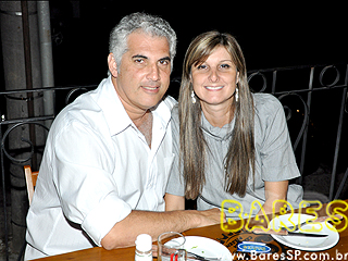 Banda Dose Tripla no Bar Martins Banda Dose Tripla no Bar Martins