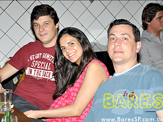 Banda Dose Tripla no Bar Martins Banda Dose Tripla no Bar Martins