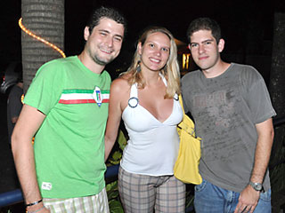 Domingueira Divertida no Tribunal Bar e Restaurante