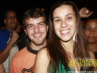 Roberto Seixas, Pearl Jam Cover e Unic no Café Aurora Roberto Seixas, Pearl Jam Cover e Unic no Café Aurora