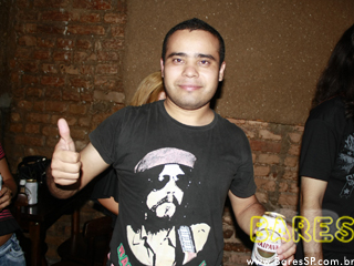 Roberto Seixas, Pearl Jam Cover e Unic no Café Aurora Roberto Seixas, Pearl Jam Cover e Unic no Café Aurora