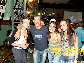 Sábado de pura diversão no Vila do Samba - Ação Unisal Sábado de pura diversão no Vila do Samba - Ação Unisal