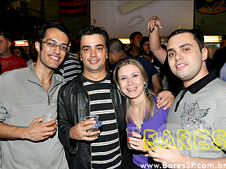 Sábado de pura diversão no Vila do Samba - Ação Unisal Sábado de pura diversão no Vila do Samba - Ação Unisal