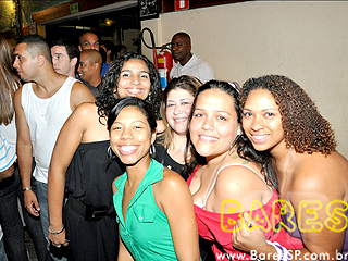 Sábado de pura diversão no Vila do Samba - Ação Unisal Sábado de pura diversão no Vila do Samba - Ação Unisal