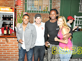 Sábado de pura diversão no Vila do Samba - Ação Unisal Sábado de pura diversão no Vila do Samba - Ação Unisal