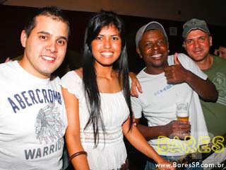 Diversão certa é no Opereta Bar Diversão certa é no Opereta Bar