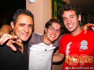 Diversão certa é no Opereta Bar Diversão certa é no Opereta Bar