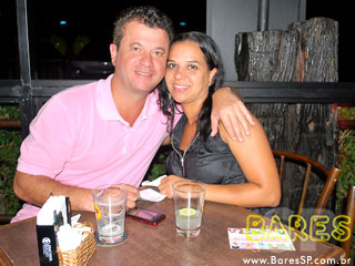 Quinta animada no Jacaranda Bar - Ação Unisal Quinta animada no Jacaranda Bar - Ação Unisal