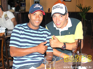 Quinta animada no Jacaranda Bar - Ação Unisal Quinta animada no Jacaranda Bar - Ação Unisal