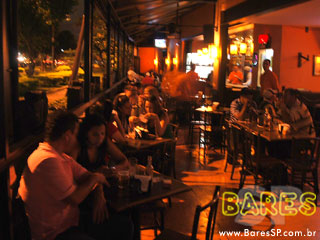 Quinta animada no Jacaranda Bar - Ação Unisal Quinta animada no Jacaranda Bar - Ação Unisal