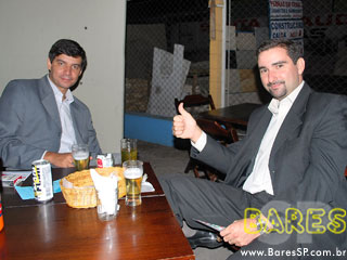 Quinta animada no Bollacha Bar - Ação Unisal Quinta animada no Bollacha Bar - Ação Unisal