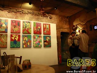 Exposição de acrílicos sobre tela na Mercearia São Roque Exposição de acrílicos sobre tela na Mercearia São Roque