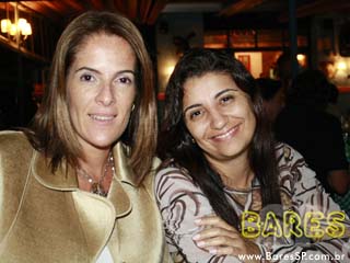 Exposição de acrílicos sobre tela na Mercearia São Roque Exposição de acrílicos sobre tela na Mercearia São Roque