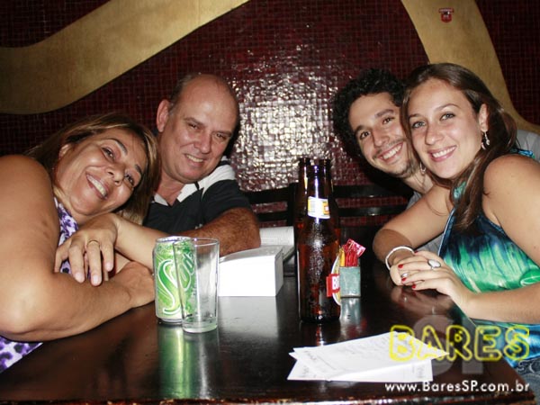 Happy hour com Videokê no Opereta Bar & Videokê Happy hour com Videokê no Opereta Bar & Videokê