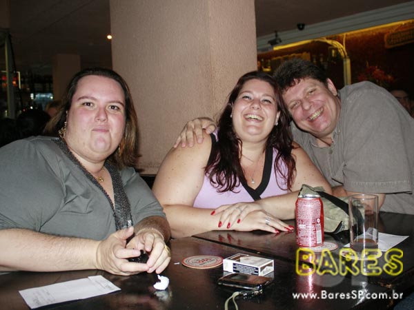 Happy hour com Videokê no Opereta Bar & Videokê Happy hour com Videokê no Opereta Bar & Videokê